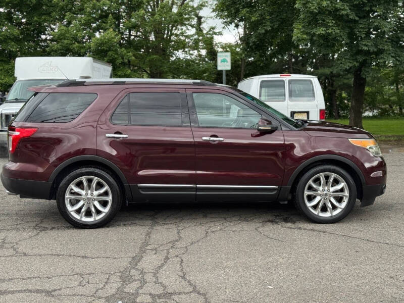 2011 Ford Explorer Limited
