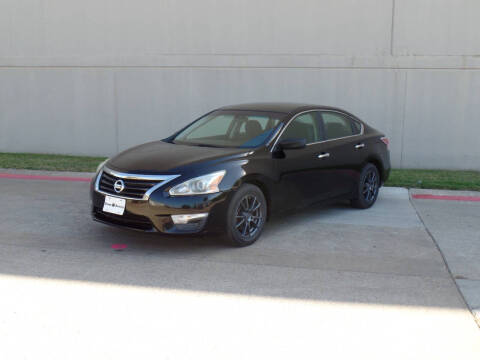 2015 Nissan Altima for sale at CROWN AUTOPLEX in Arlington TX