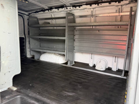 2017 Chevrolet Express 2500