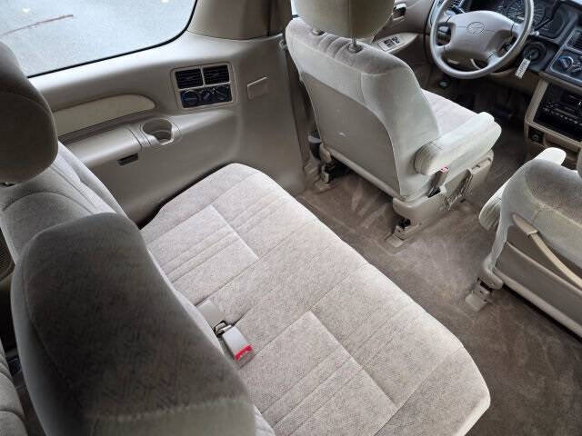 1998 Toyota Sienna CE