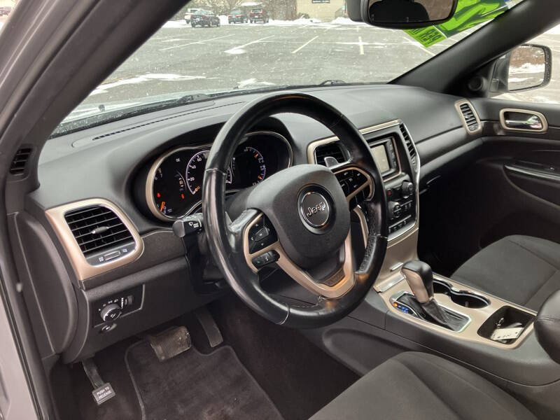 2017 Jeep Grand Cherokee Laredo