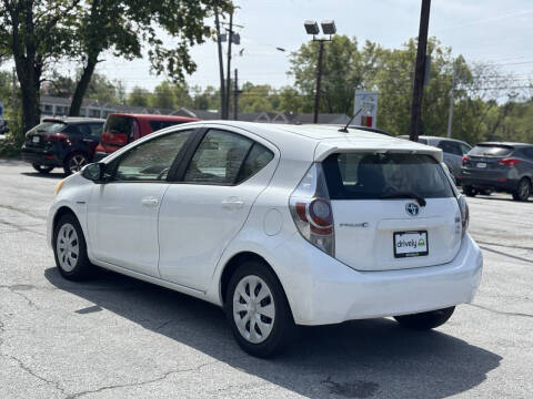 2013 Toyota Prius c One