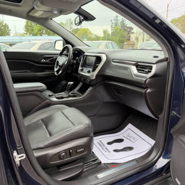 2017 GMC Acadia SLT-1
