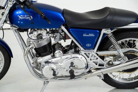 1975 Norton Commando 850