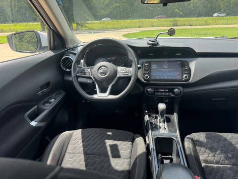 2021 Nissan Kicks SV
