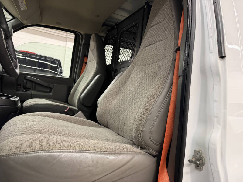 2019 GMC Savana 2500