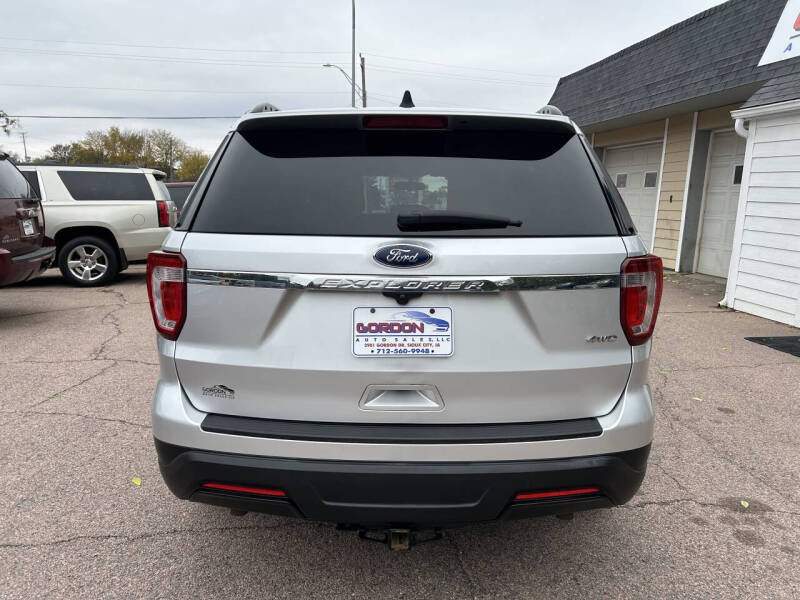 2019 Ford Explorer
