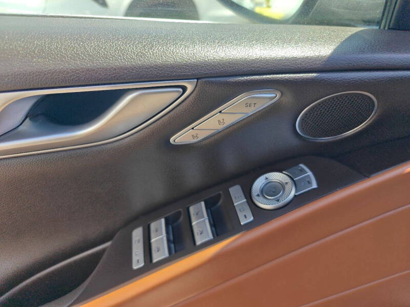 2021 Genesis G80