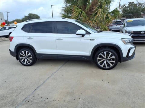 2024 Volkswagen Taos SE