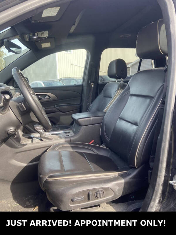 2023 Chevrolet Traverse Premier