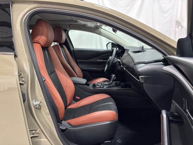 2025 Mazda CX-30 2.5 Carbon Turbo