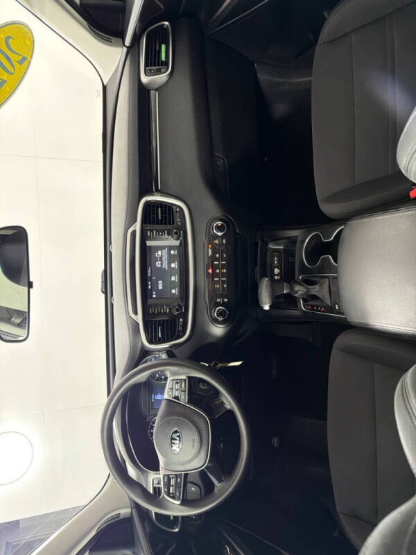 2020 Kia Sorento L