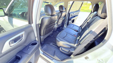 2013 Nissan Pathfinder Platinum