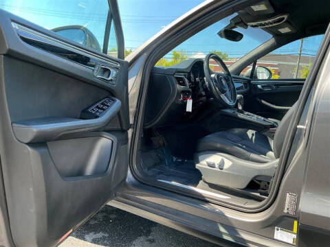 2015 Porsche Macan S