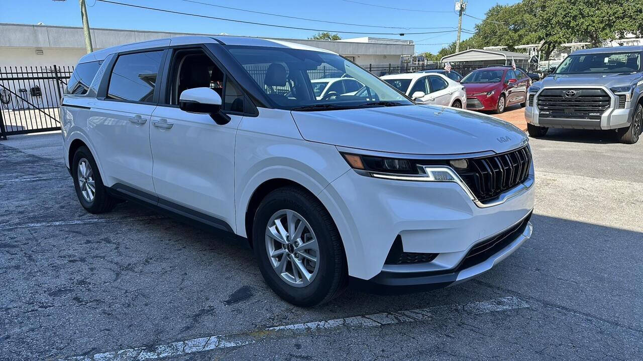 2024 Kia Carnival for sale at The Rock Fleet MGMT LLC in Naples, FL