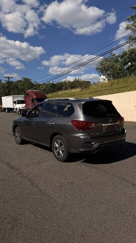 2019 Nissan Pathfinder SL