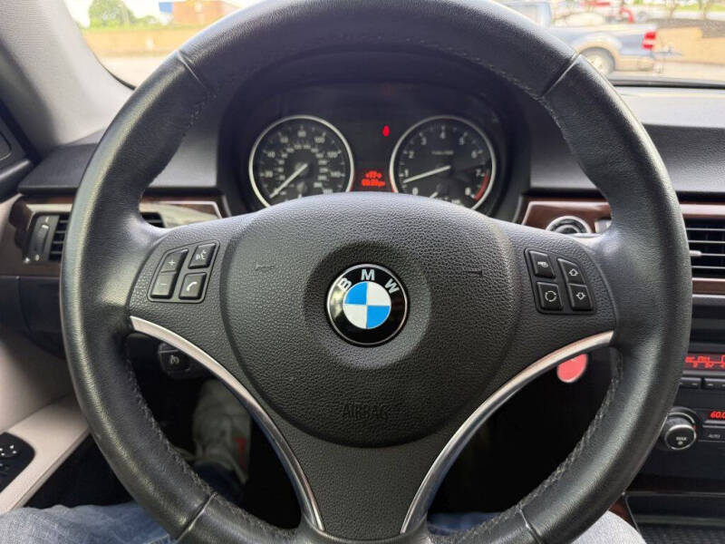 2012 BMW 3 Series 328i