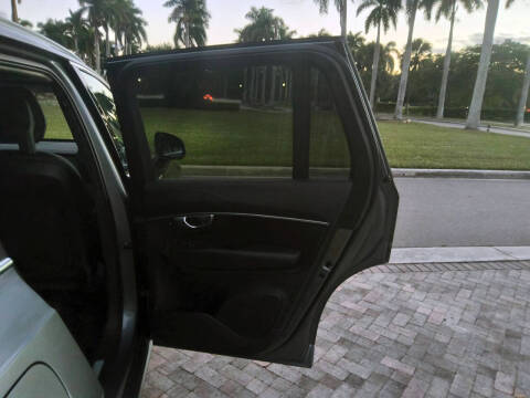 2020 Volvo XC90 T5 Momentum