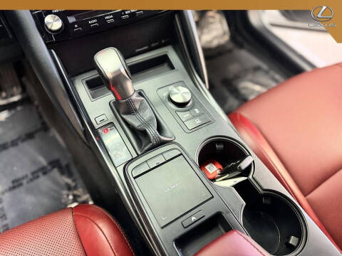 2022 Lexus IS 300