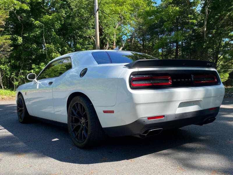 2016 Dodge Challenger SRT Hellcat