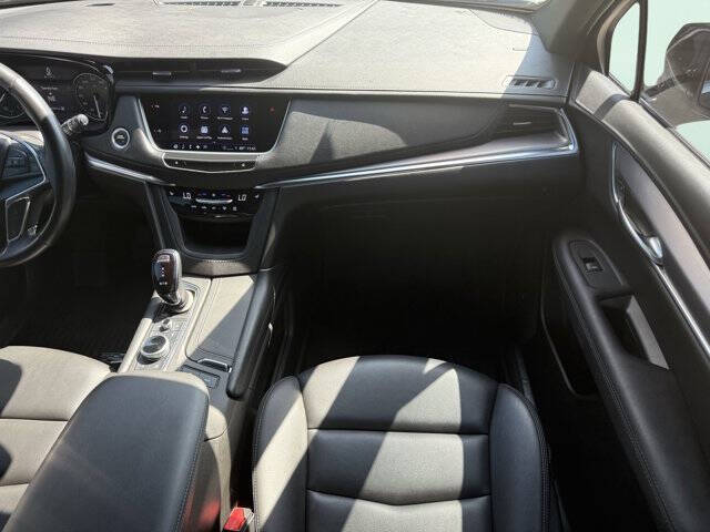 2023 Cadillac XT5 Luxury