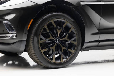 2021 Aston Martin DBX