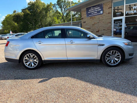 2017 Ford Taurus Limited