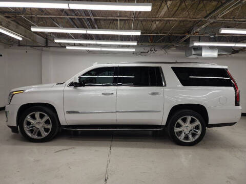 2020 Cadillac Escalade ESV Premium Luxury