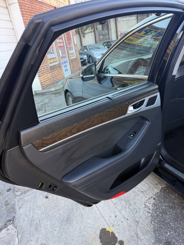 2015 Hyundai Genesis 3.8L