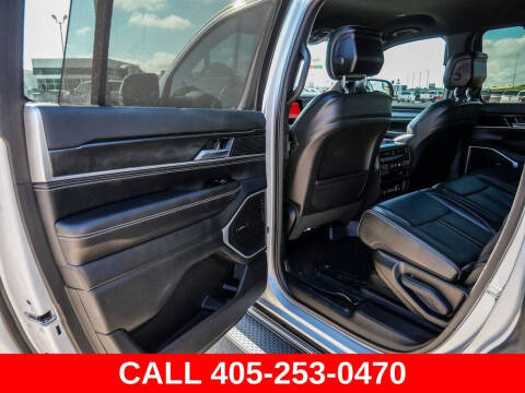 2023 Jeep Wagoneer
