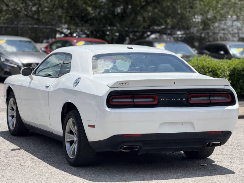 2019 Dodge Challenger SXT
