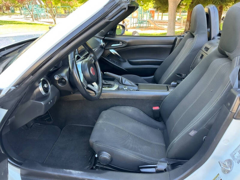 2020 FIAT 124 Spider Classica