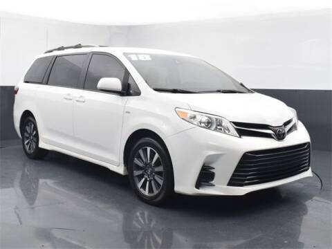 2018 Toyota Sienna for sale at Tim Short Auto Mall in Corbin KY