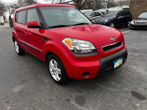 2011 Kia Soul +