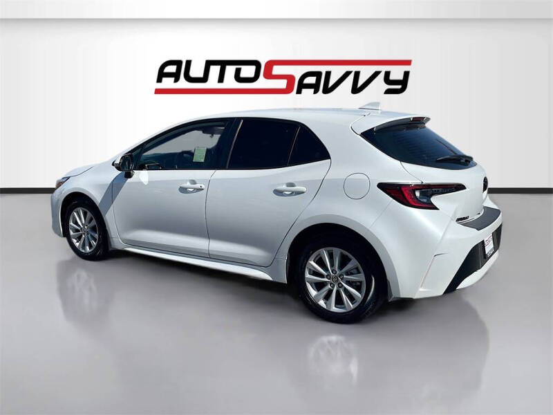 2025 Toyota Corolla Hatchback SE