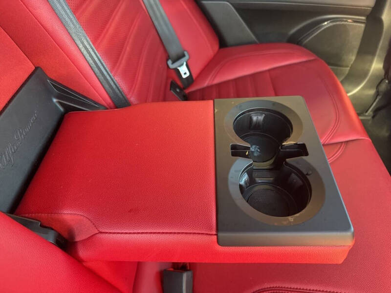 2024 Alfa Romeo Stelvio Veloce