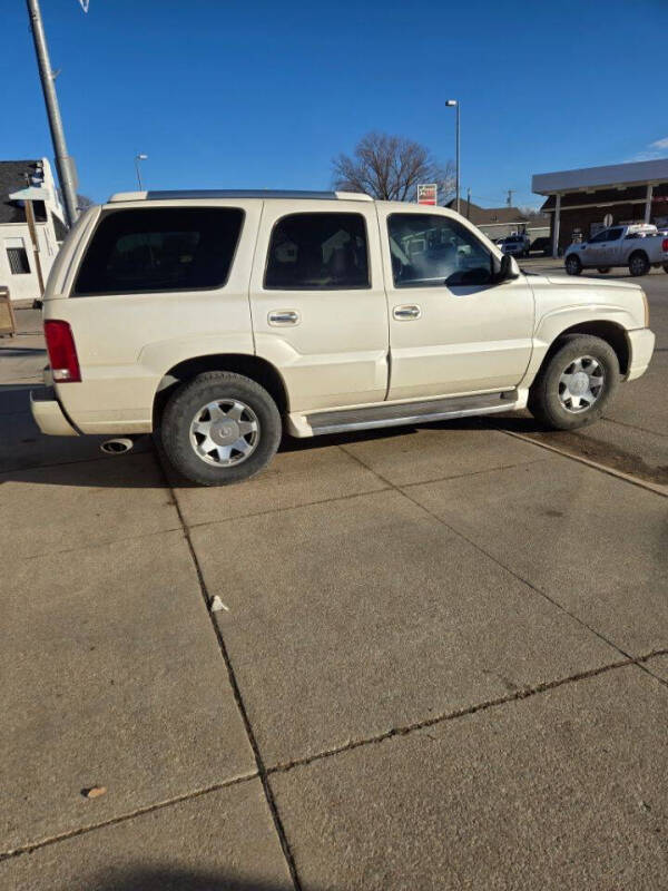 2004 Cadillac Escalade
