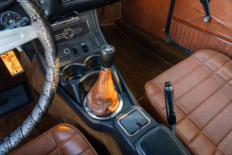 1973 MG B