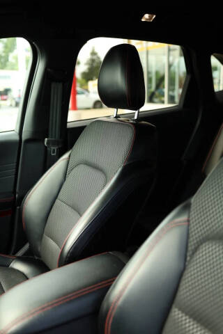 2024 Ford Escape ST-Line Select