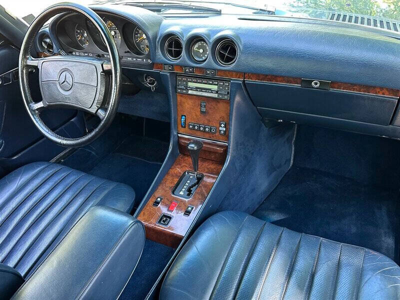 1986 Mercedes-Benz 560-Class 560 SL