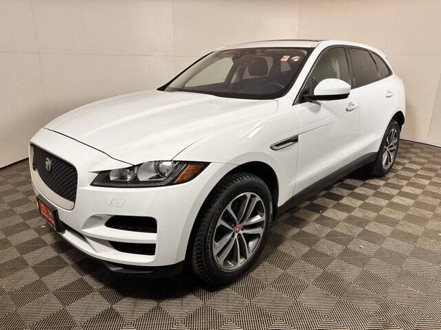 2018 Jaguar F-PACE Premium's photo