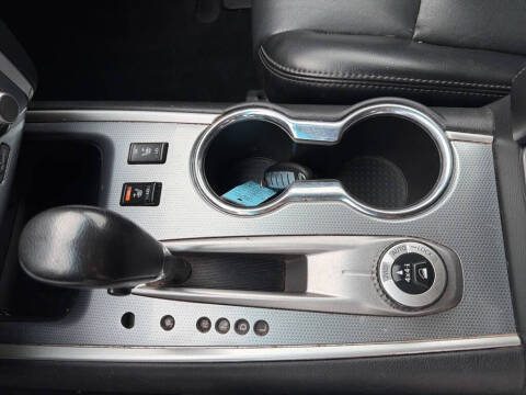 2017 Nissan Pathfinder SL