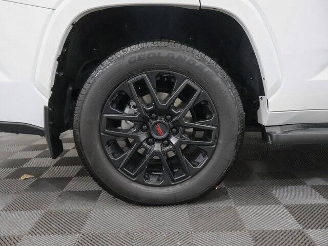 2024 Toyota Sequoia SR5