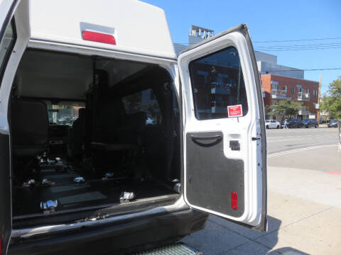 2013 Ford E-Series E-250