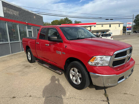 2017 RAM 1500 SLT