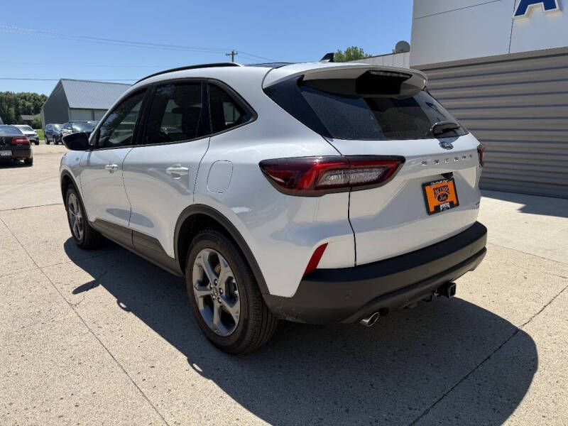 2026 Ford Escape ST-Line Select