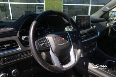 2021 GMC Yukon XL SLT