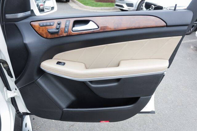2013 Mercedes-Benz GL-Class GL 550 4MATIC