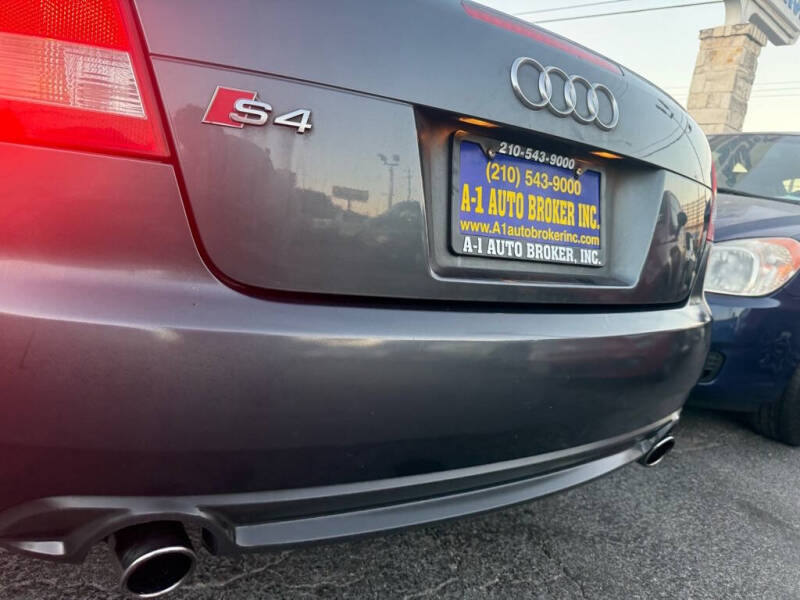 2004 Audi S4 quattro