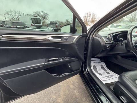 2018 Ford Fusion Hybrid SE